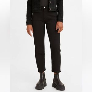Levi’s Wedgie black jeans